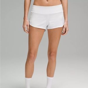 LULULEMON Speed Up Low-Rise Lined Shorts 2.5 inch white size 4